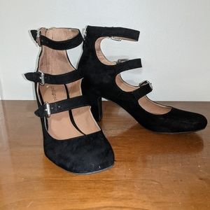 Indigo Rd. Strapped Heel Pumps Size 7.5